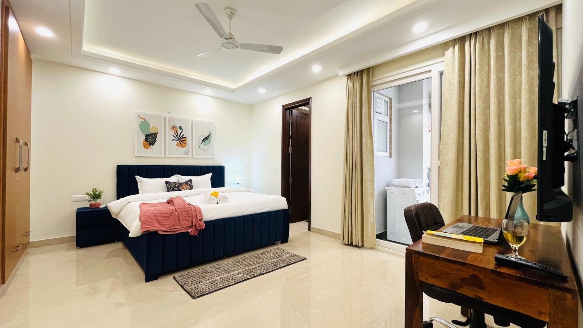 Olive Service Apartments Saket New Delhi Room photo